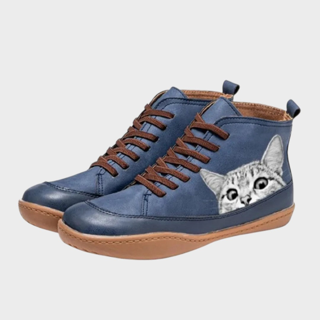 Felina: Botas de cuero para amantes de los gatos