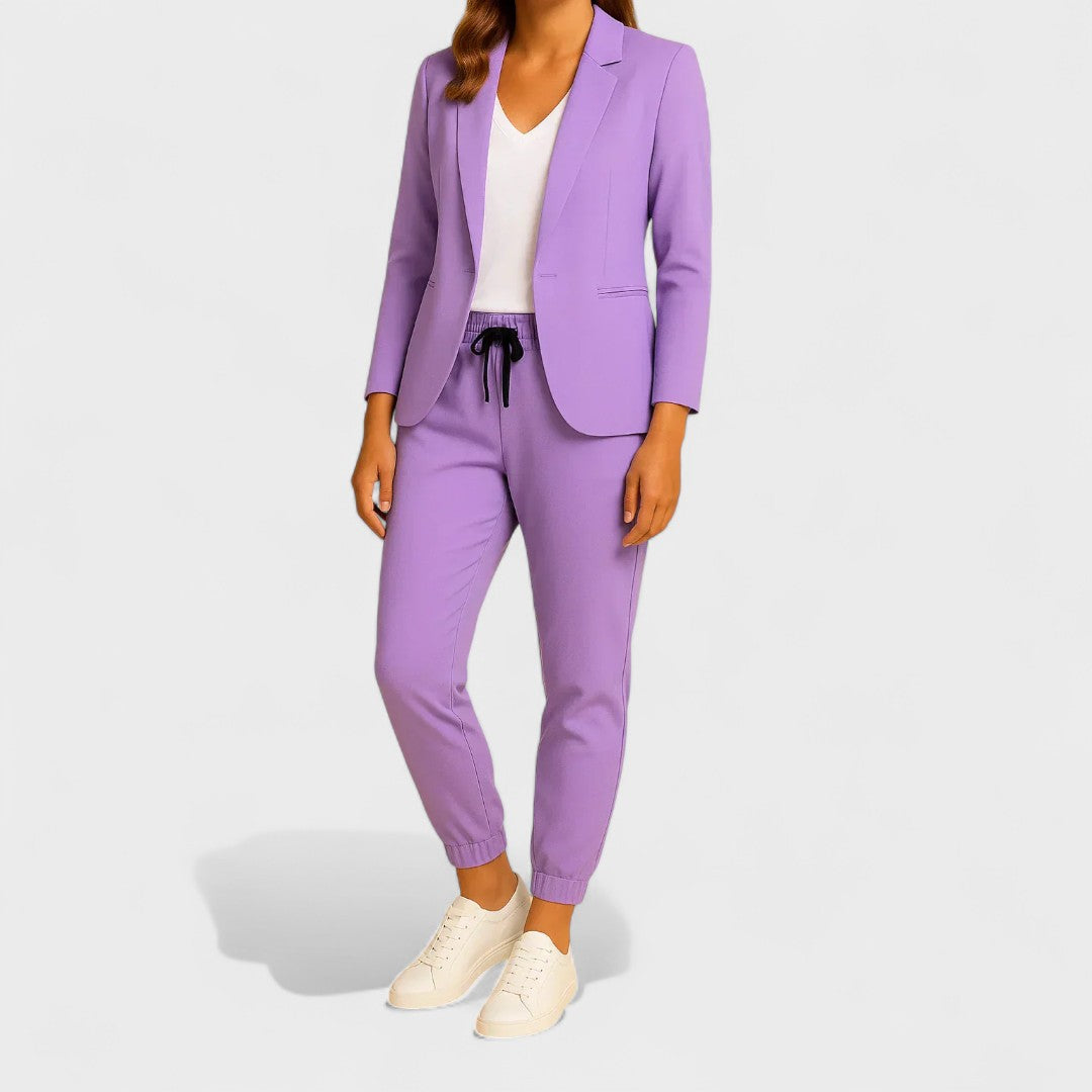 Gabriela - Conjunto sofisticado con abrigo y pantalones