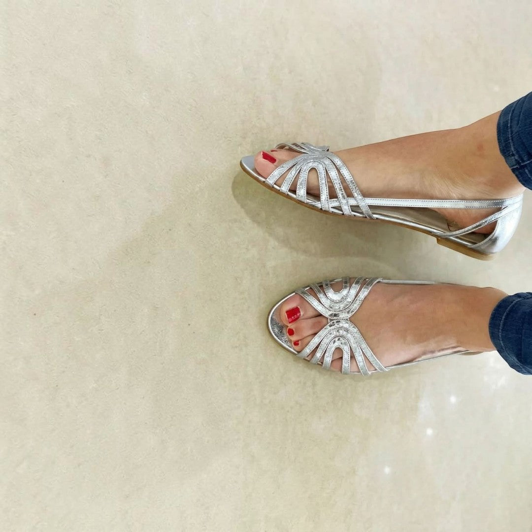Eleonora | Sandalias Doradas – Luz de Verano