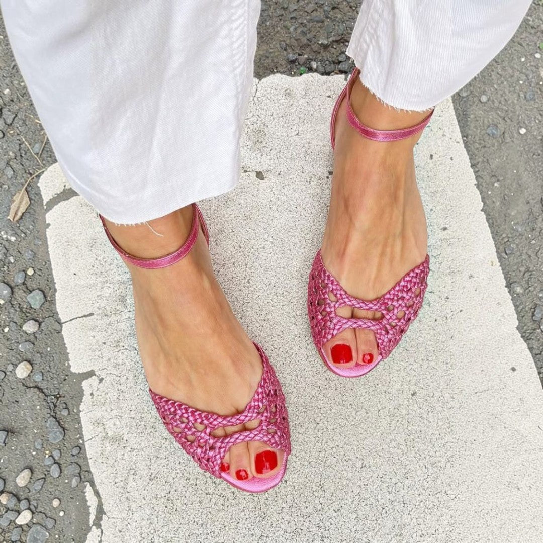 Isadora | Sandalias Trenzadas Doradas – Elegancia Dorada y Comodidad