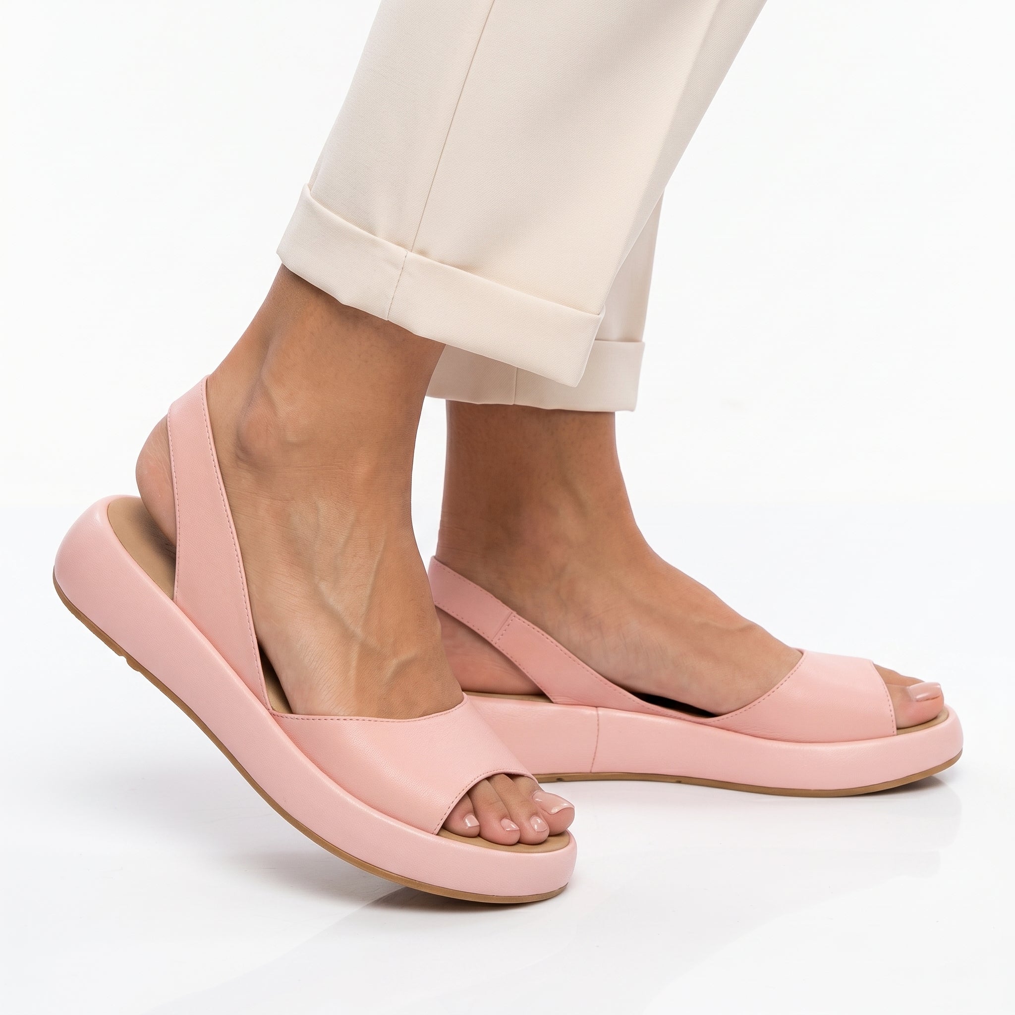 Cláudia - Sandalias Planas con suela anatómica, comodidad y estilo